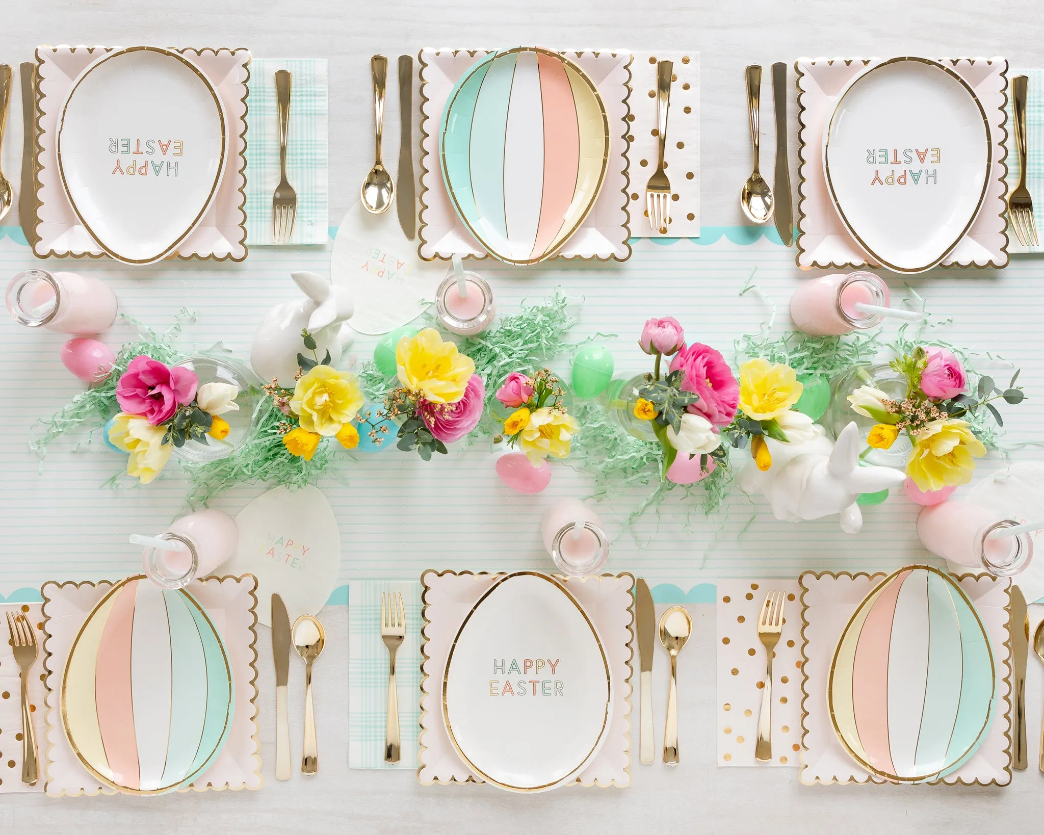 EAS843 - Happy Easter Egg Shaped Paper Plates