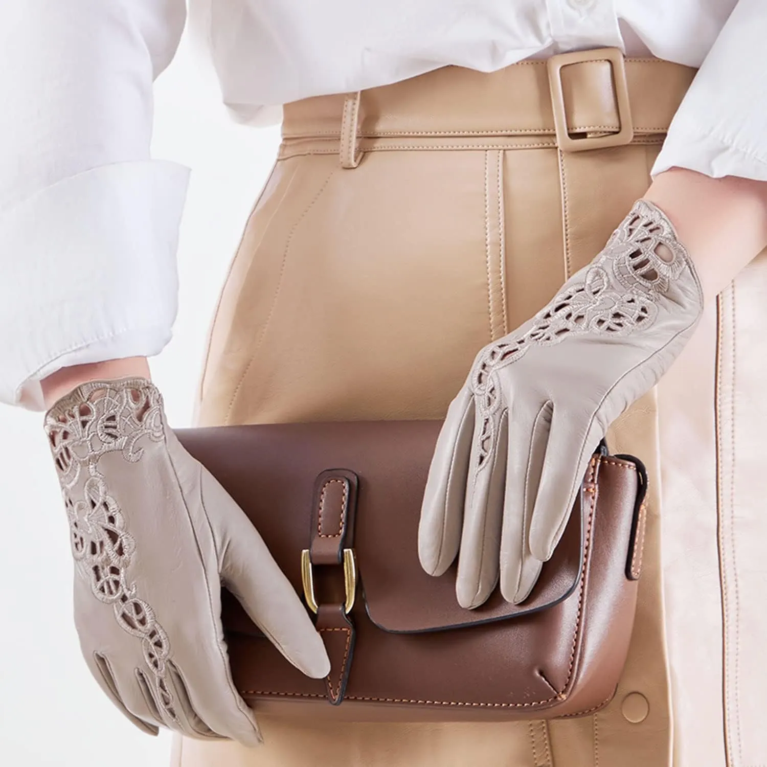 FIORETTO Womens Genuine Leather Driving Gloves Touchscreen Unlined Sheepskin Ladies Driving Gloves Thin W160020