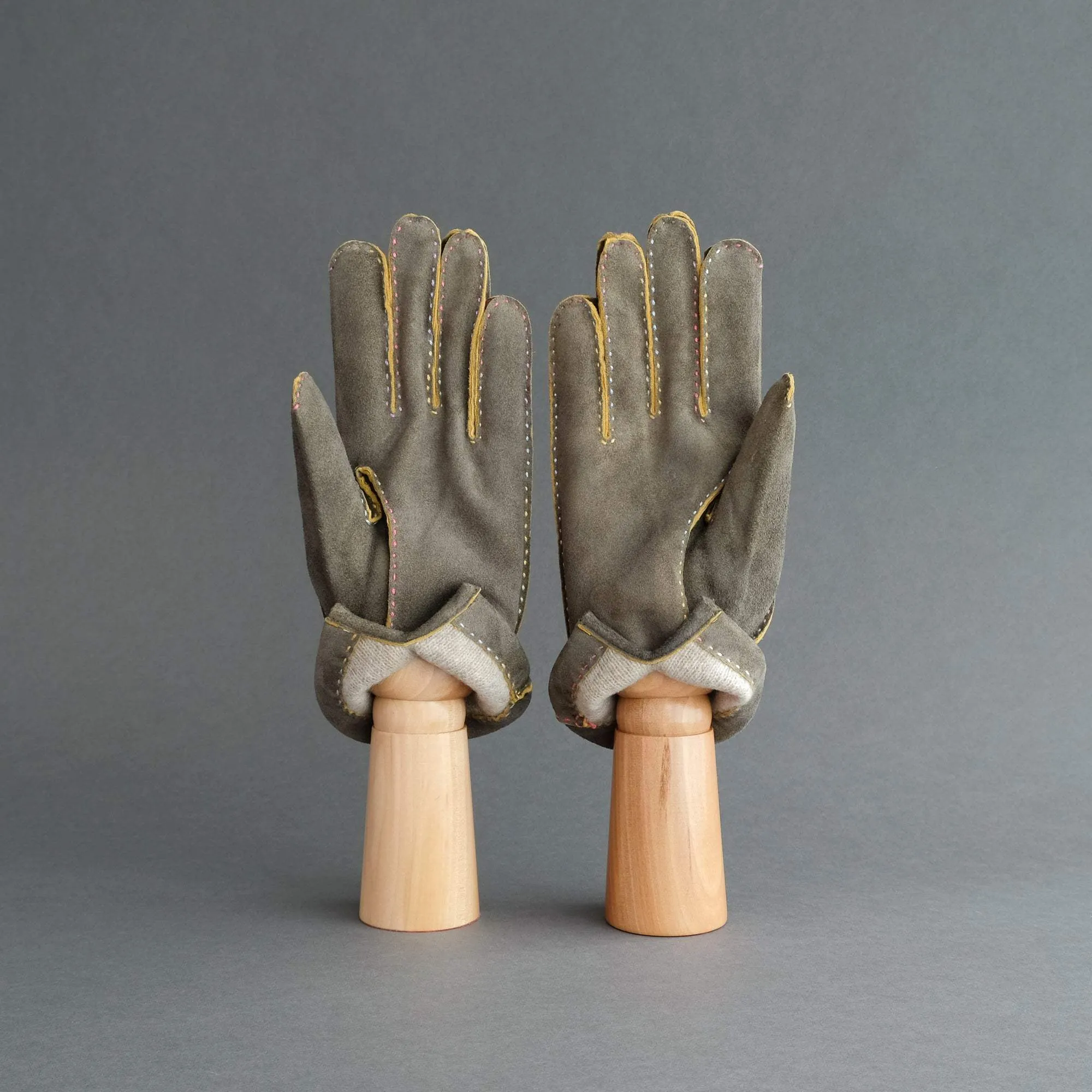 Gentlemen's Gloves from Grey/Yellow (12) Goatskin Lined with Cashmere