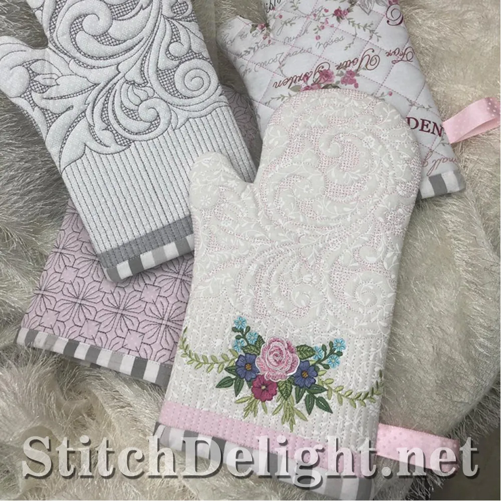SDS1503 ITH Oven Mits