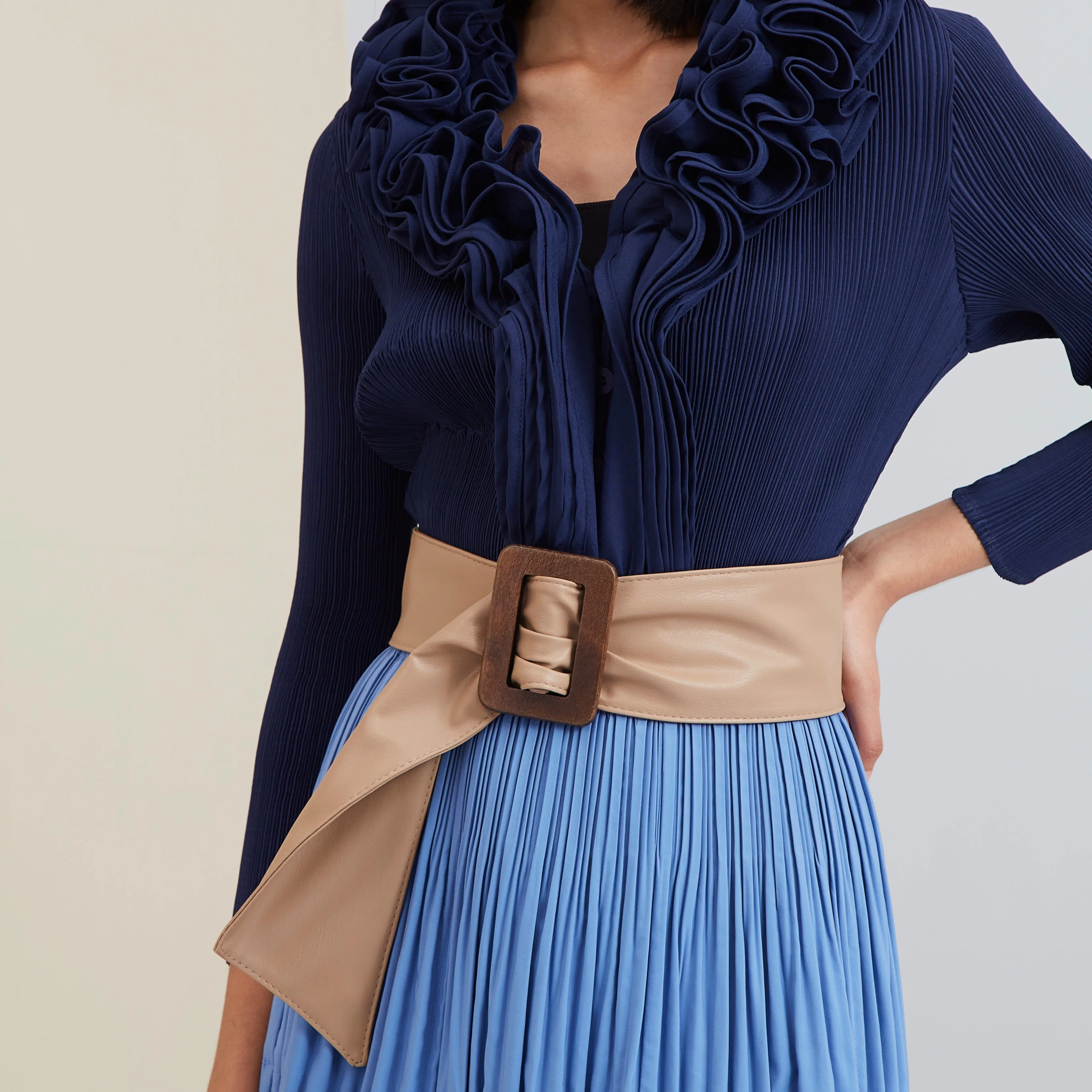 Soft Wooden Buckle Belt - Beige